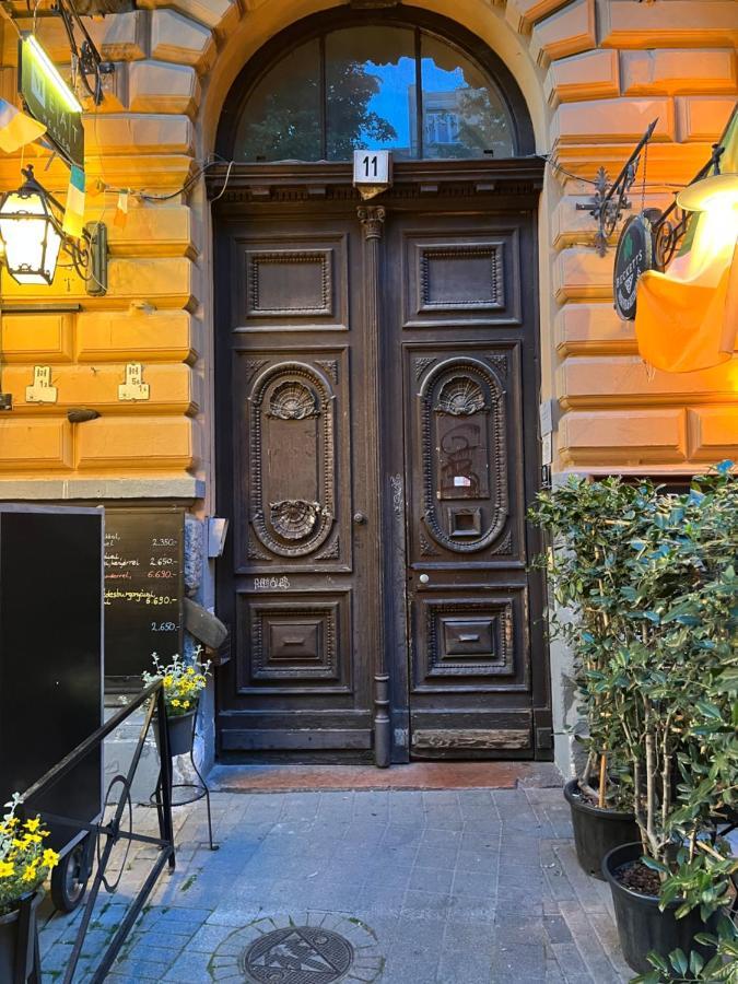 Casa Nora Liszt Ferenc Ter Lägenhet Budapest Exteriör bild